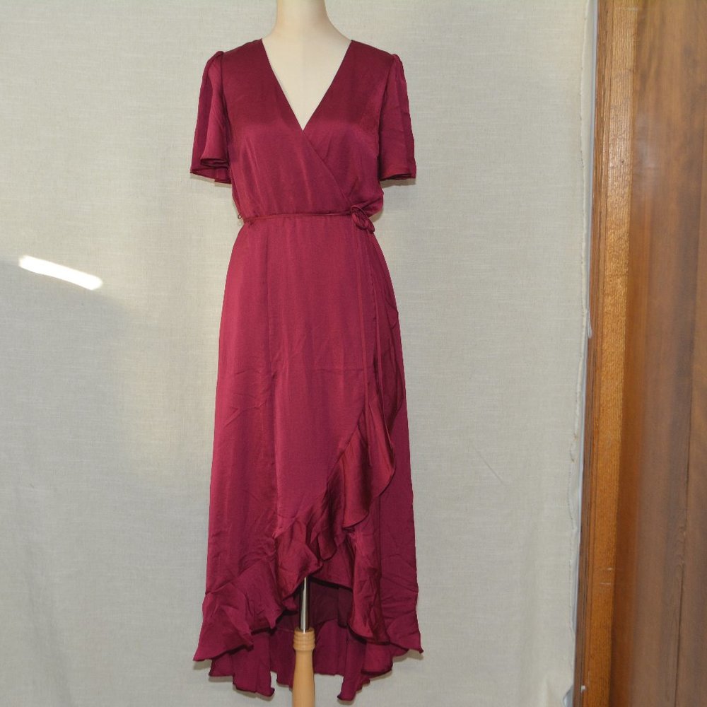 **LAST CHANCE** ModCloth Stunning Wonder Wrap High-Low Dress